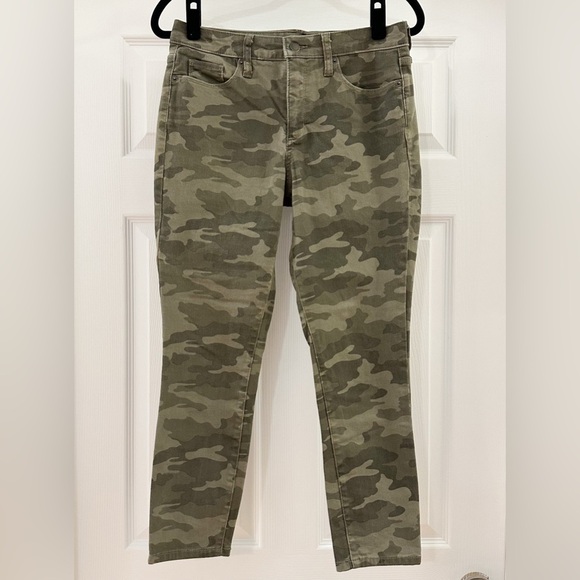 Universal Thread Camo Skinny Ankle Pants Green camouflage sz 6 - Picture 1 of 10